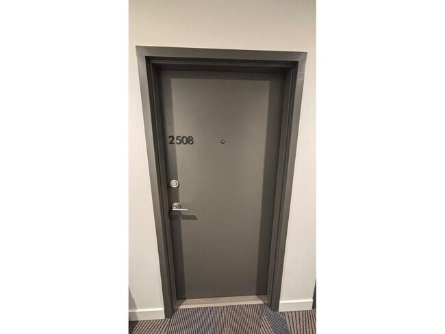 Photo du bâtiment - 13615 Fraser Hwy