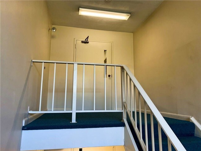 Foto del edificio - 752 Quaker Ln