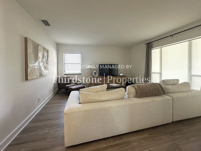 Foto del edificio - 928 9th Ave N