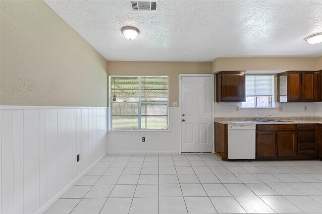 Foto del edificio - 10427 Huntington Pl Dr