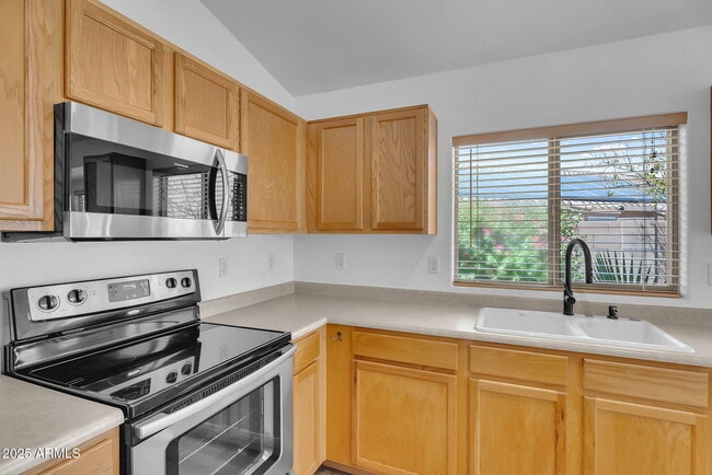 Building Photo - 3239 S Loback Ln