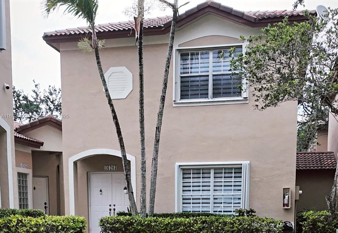 Foto principal - 16203 Emerald Cove Rd
