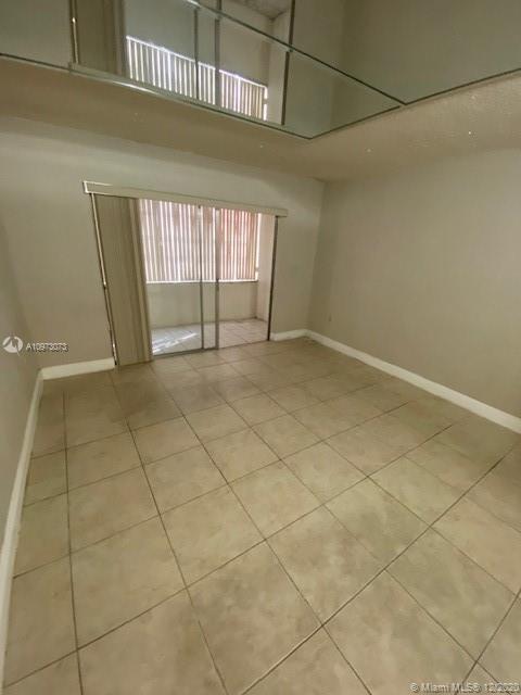 Foto del edificio - 1305 W 46th St