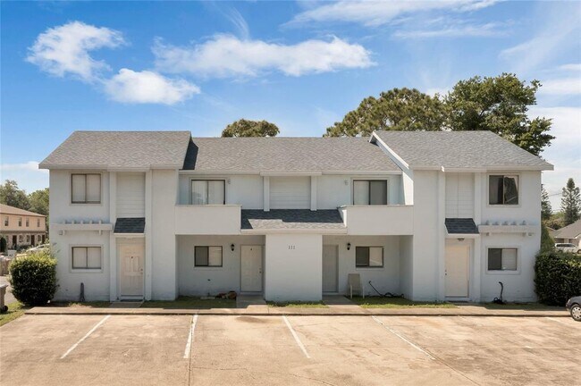 Building Photo - 111 Michelle Ln