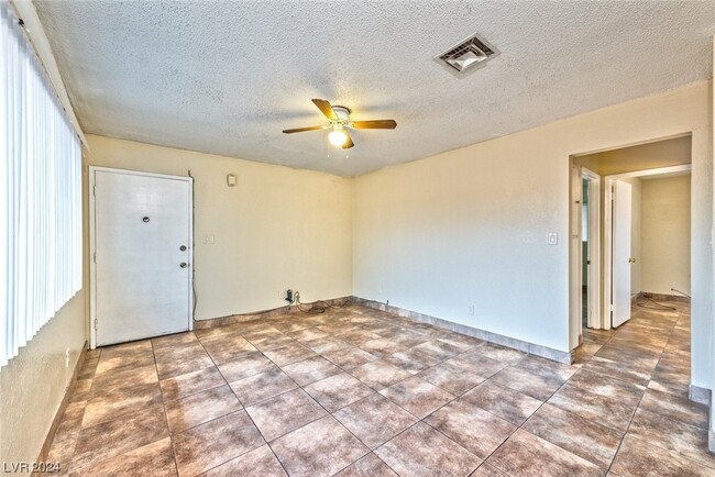 Building Photo - 421 N Decatur Blvd