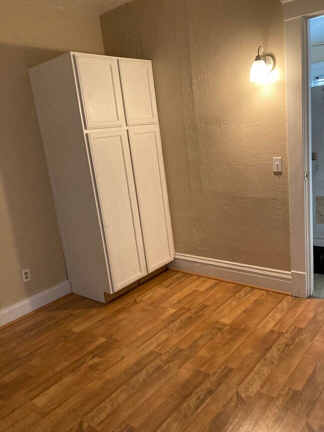Foto del edificio - 2122 Cherry St