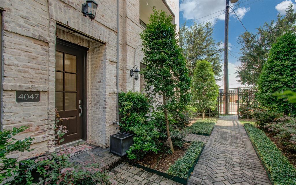 Foto principal - 4047 Leeland St