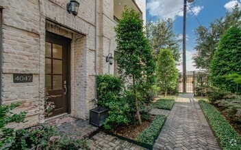 Building Photo - 4047 Leeland St