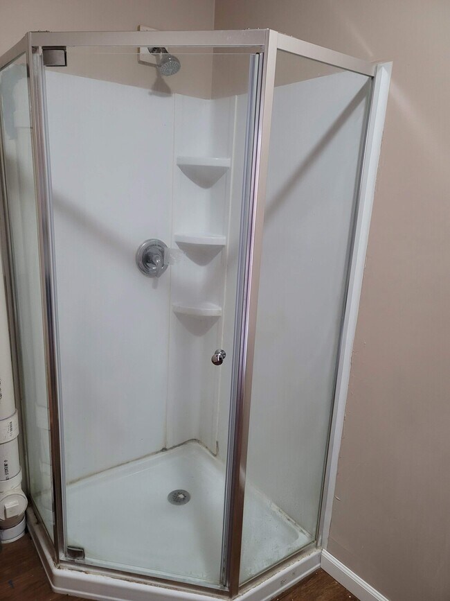 Foto del edificio - 549 N Front St