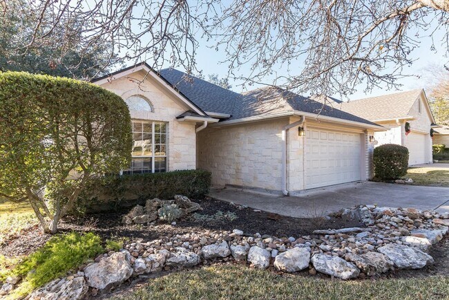 Building Photo - 107 Texas Traditions