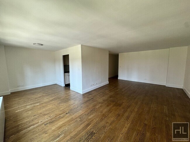 Foto del edificio - AMAZING ONE BEDROOM APARTMENT!! AMAZING DE...