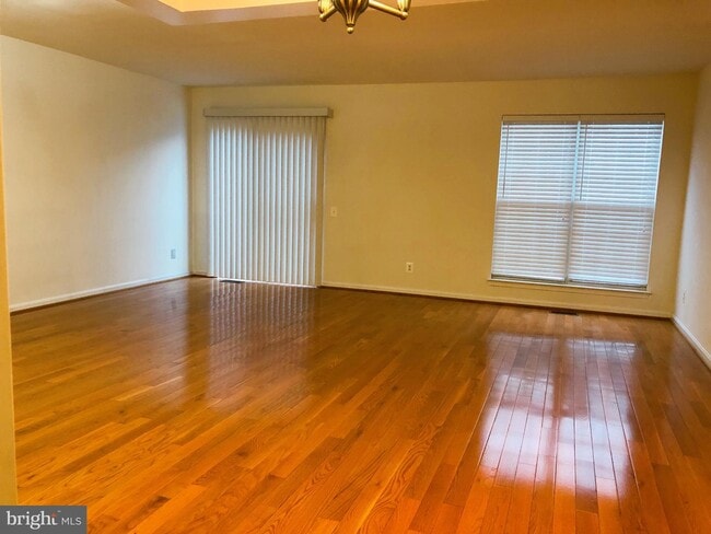 Building Photo - 1147 Cypress Tree Pl