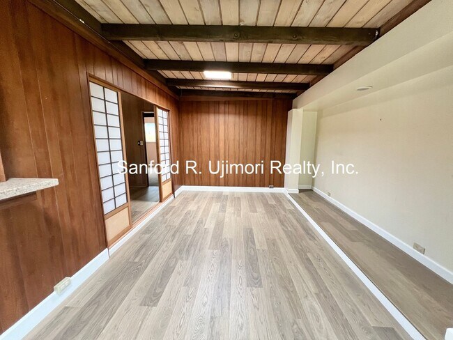 Building Photo - Pearl City – Kaweloka Street (4 bed/3 bath...
