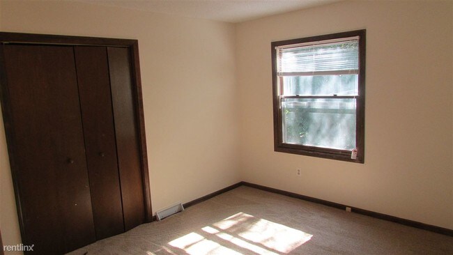 Building Photo - 3 br, 1 bath  - 4119 Creely Ct NW Creely 4119