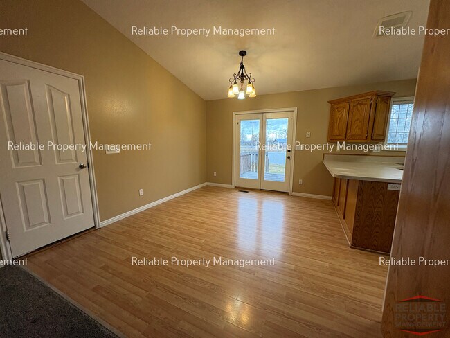 Foto del edificio - 411 N 4200 E