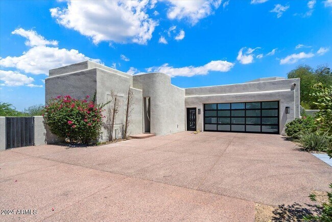 Foto del edificio - 7171 N 64th Pl