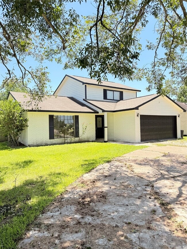 Building Photo - 4611 County Rd 424