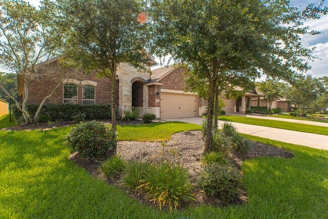 Building Photo - 99 West Wading Pond Circle