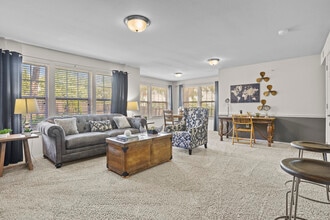 Building Photo - Nickel Creek Apts