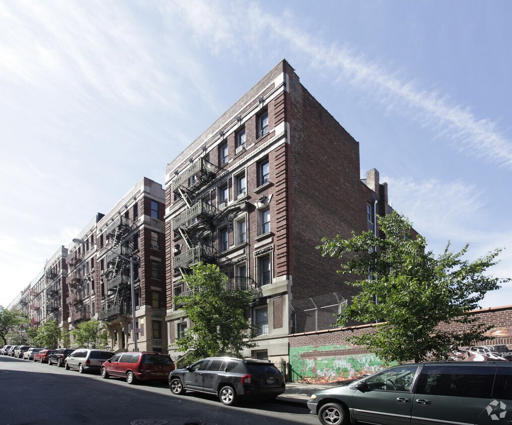 Primary Photo - 524 W 134th St