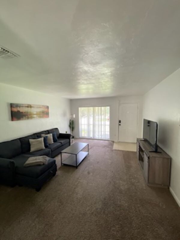 Foto del edificio - 3410 SE 22nd Ave