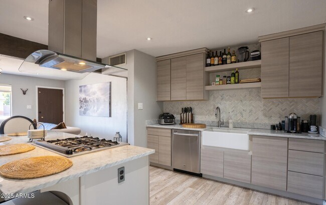 Foto del edificio - 1307 N 71st St