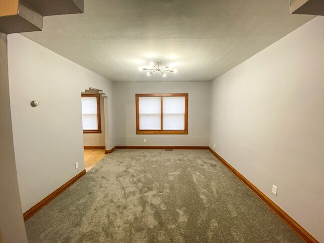 Foto del edificio - 3774-3776 E. Armour Ave. (Duplex)