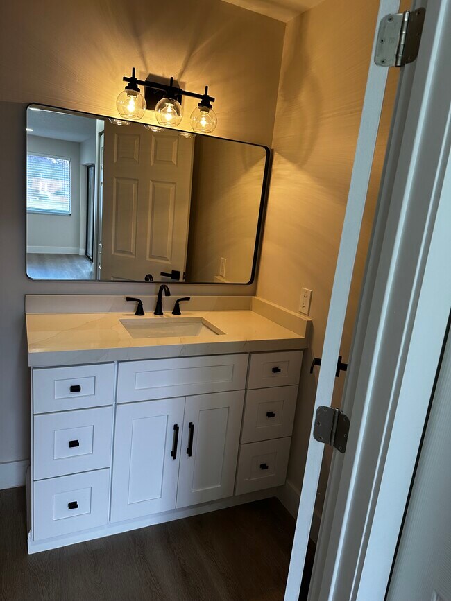 Foto del edificio - 2210 SW 92nd Ter