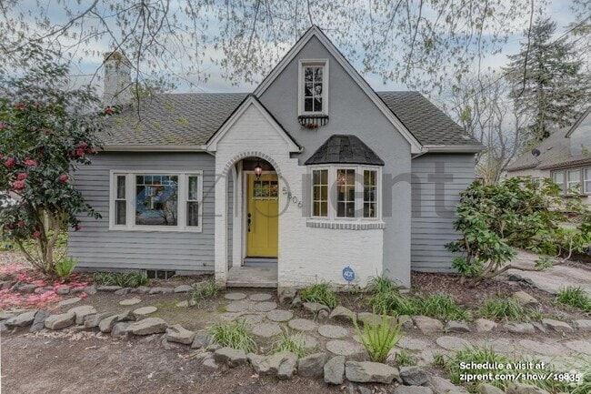 Building Photo - 5806 NE 60th Ave