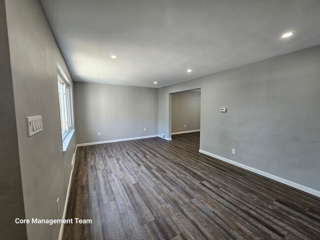 Foto del edificio - Amazing 3 Bedroom house Located in Lawrenceville!