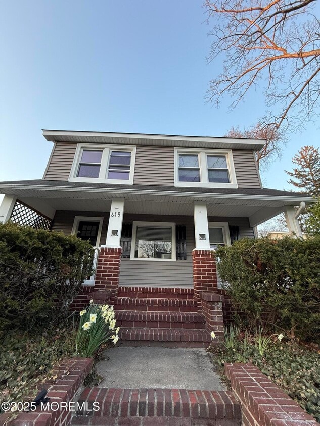 Primary Photo - 615 Beechwood Ave