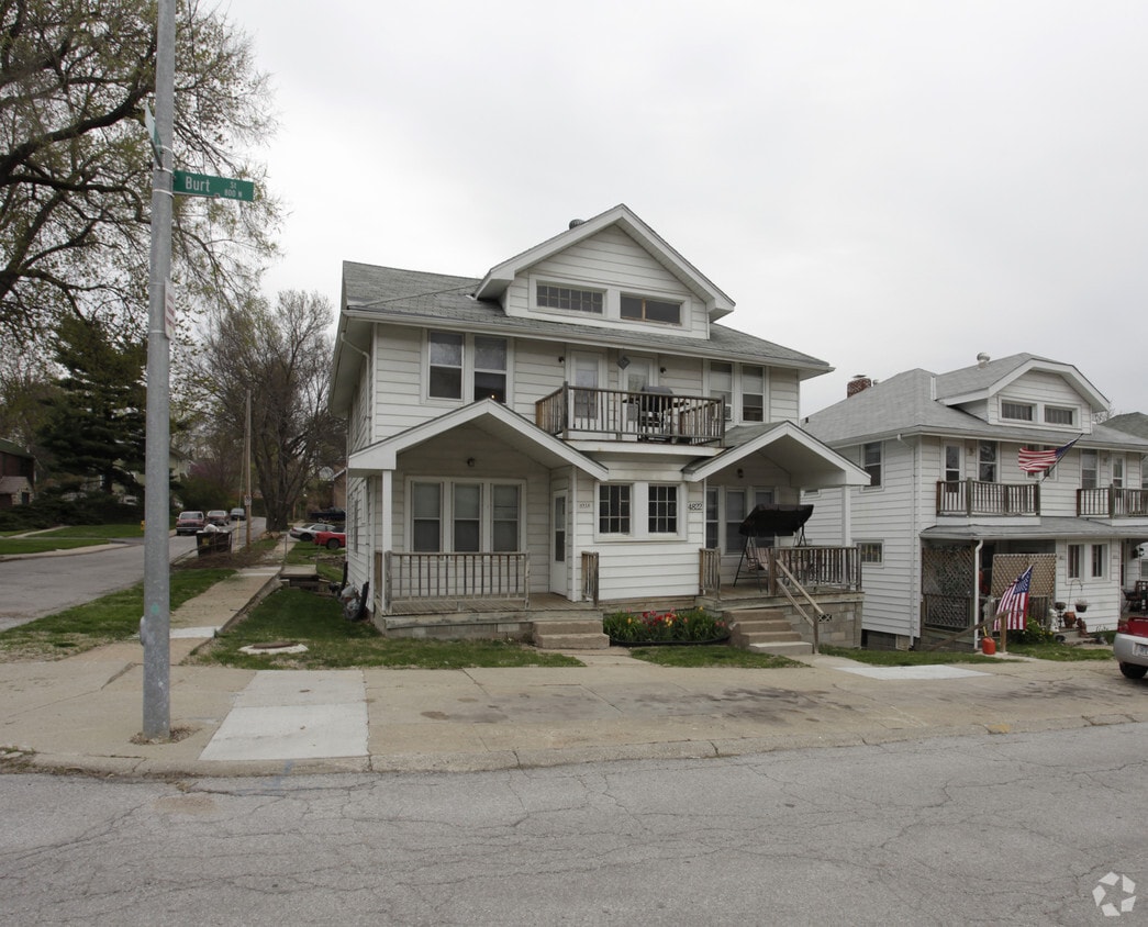 4814 Burt St, Omaha, NE 68132 Apartments in Omaha, NE