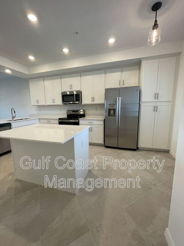 Foto del edificio - 14191 Heritage Landing Blvd