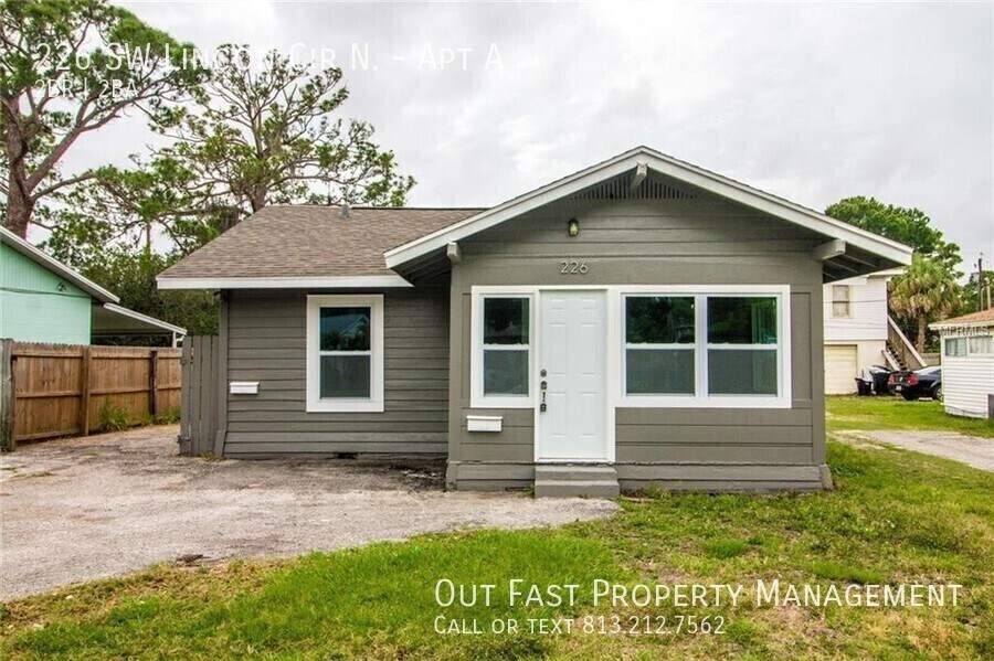 Foto principal - 226 SW Lincoln Cir N