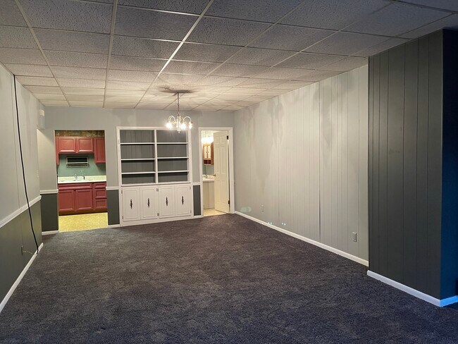 Building Photo - 525 N 3rd St