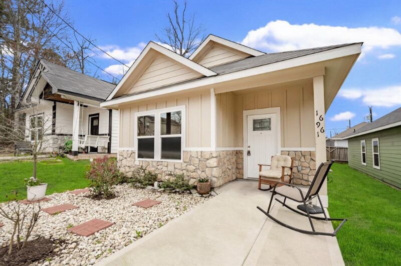 Foto principal - 16961 W Forrestal