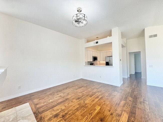 Foto del edificio - Beautiful 2Bd/2Ba Available In Aliso Viejo!