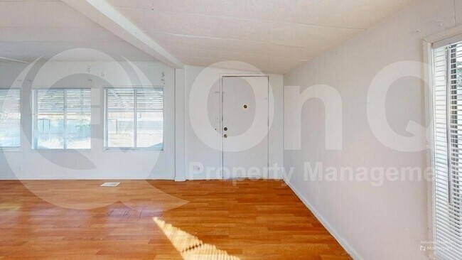 Building Photo - 4611 N Camino Feliz