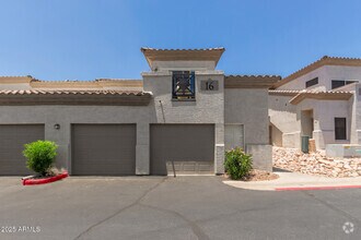 Building Photo - 3236 E Chandler Blvd