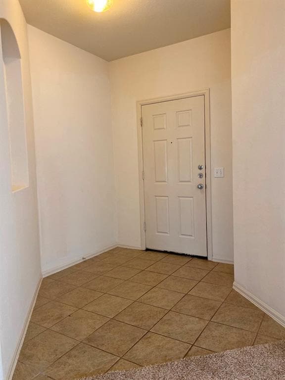 Building Photo - 172 Spruce Dr