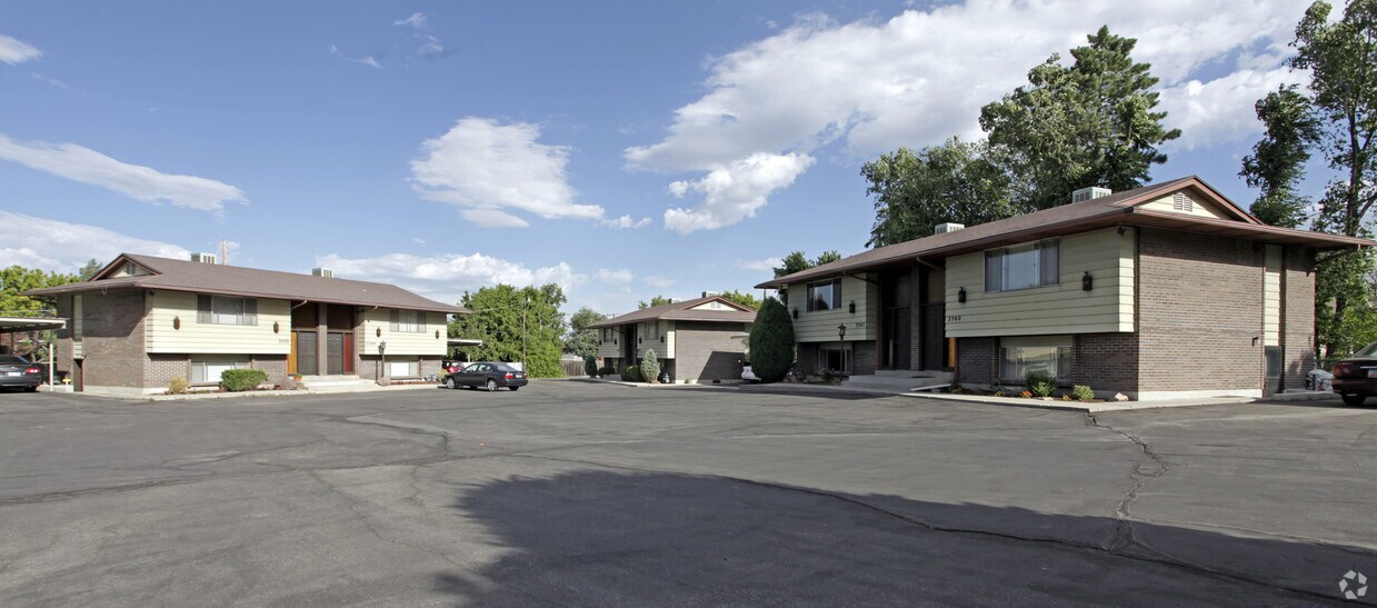 Building Photo - 3560-3578 S 1300 E