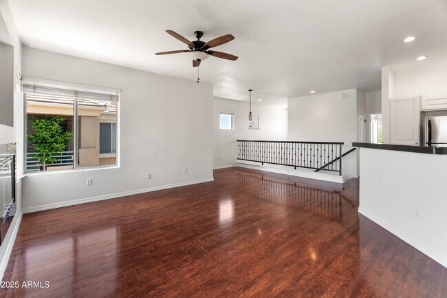 Foto del edificio - 7887 N 16th St