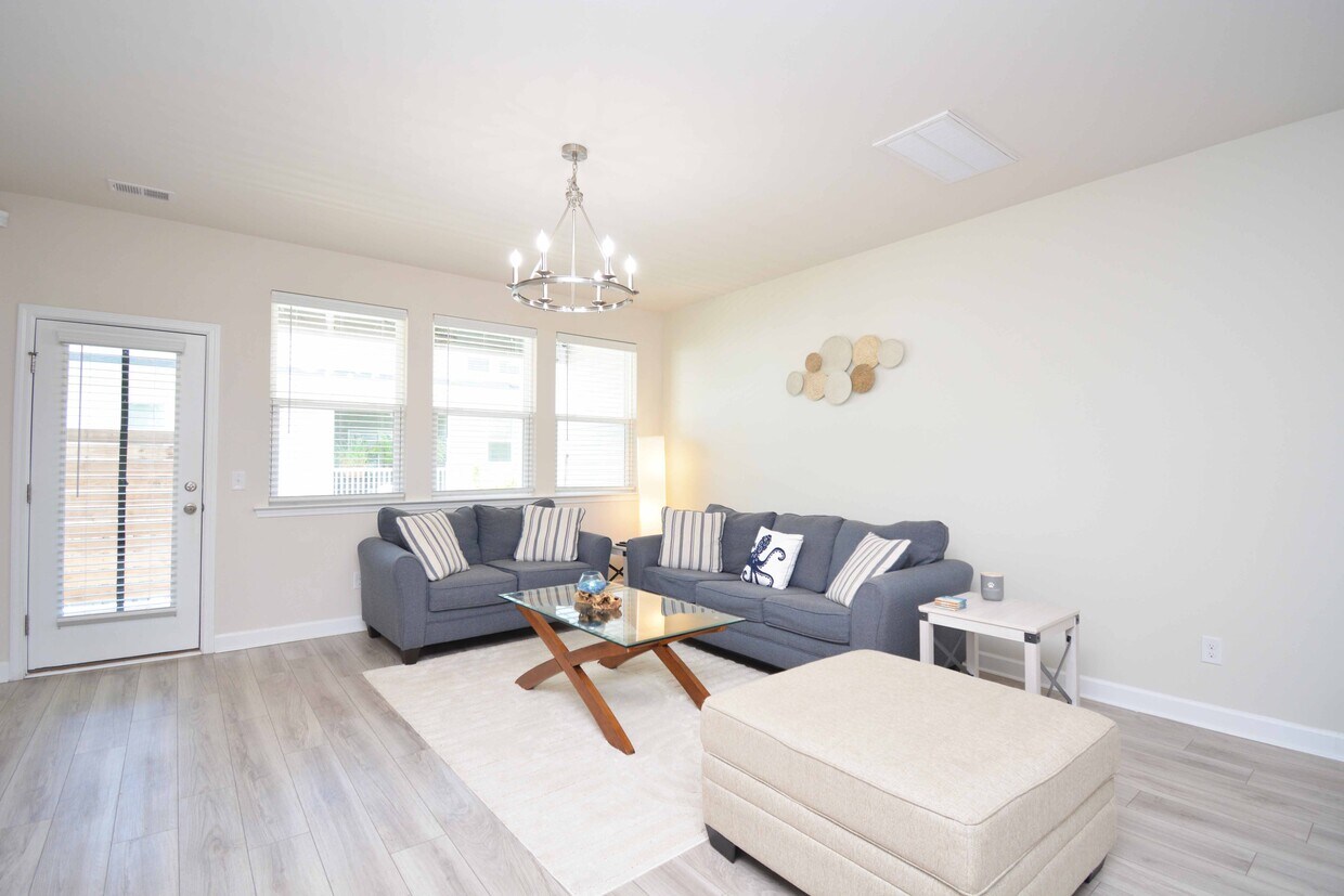 Primary Photo - Getaway on Mcklernon