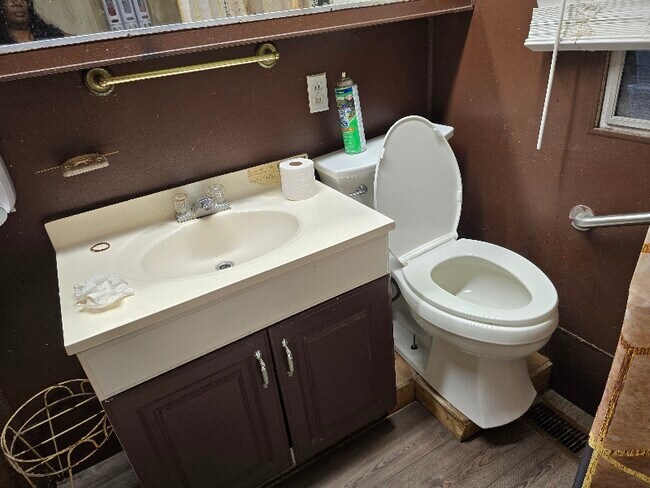 Foto del edificio - 2335 Cochran St