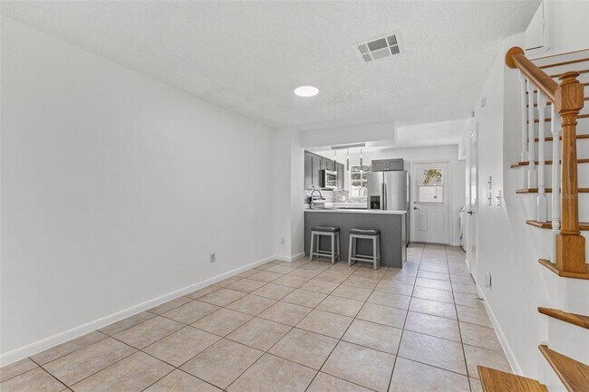 Foto del edificio - 6650 121st Ave N