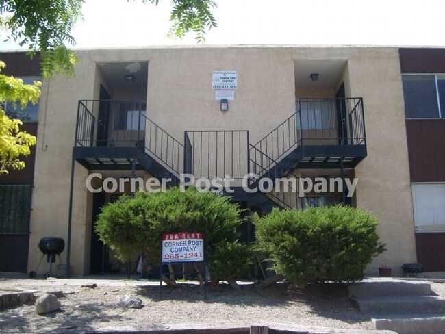 Building Photo - 3504 Tyson Pl NE