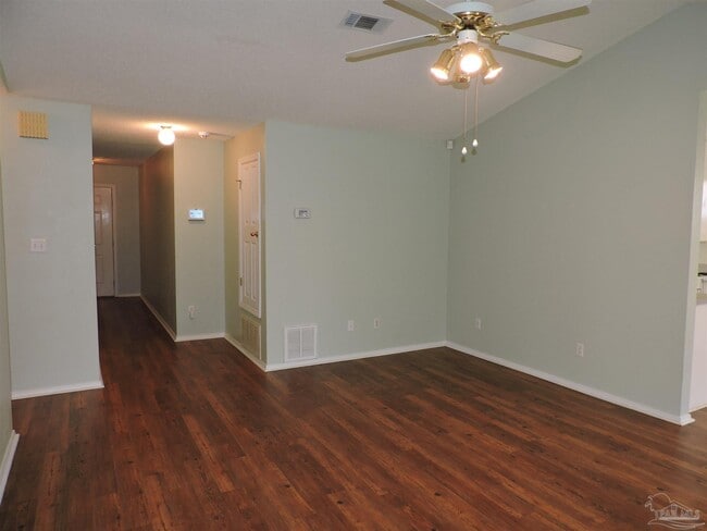 Building Photo - 345 Mirabelle Dr