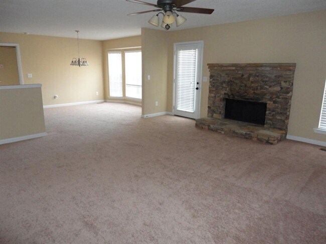 Building Photo - 2280 Sugarloaf Pkwy