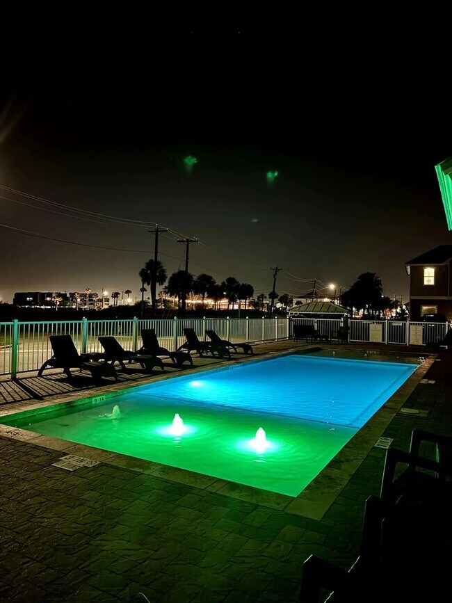Foto del edificio - 14310 Ridley Way