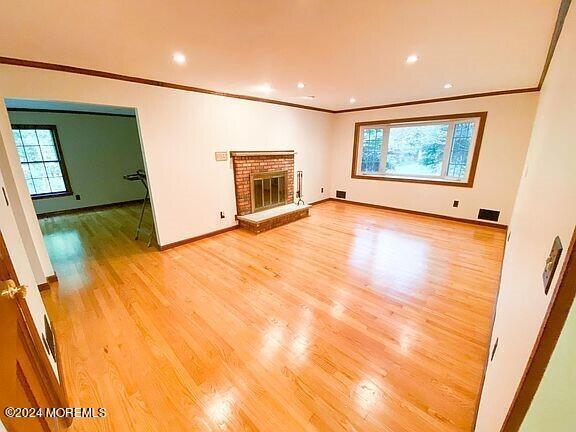 Building Photo - 20 White Pine Rd